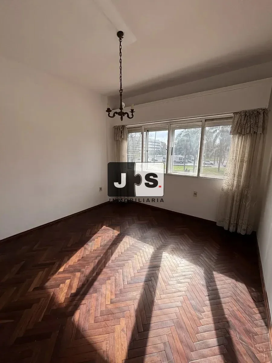 Alquilo Apartamento 4 dormitorios 2 baños Aguada - Imagen 4