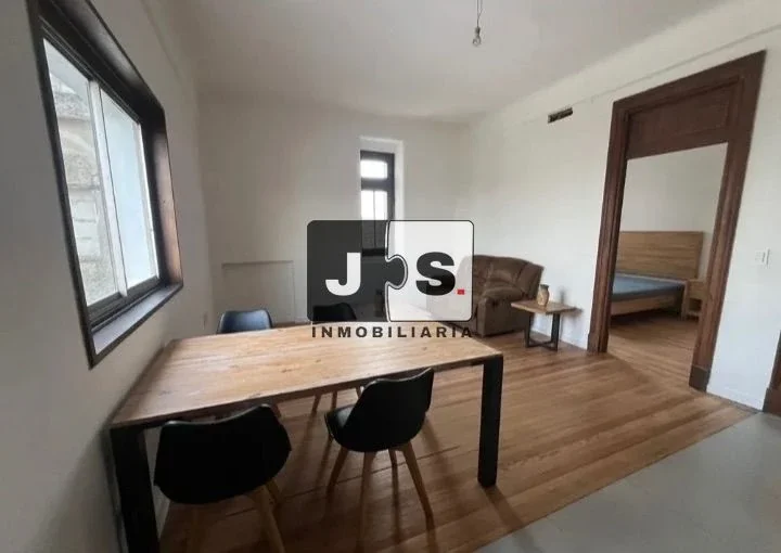 Apartamento en alquiler en Centro - Imagen 2