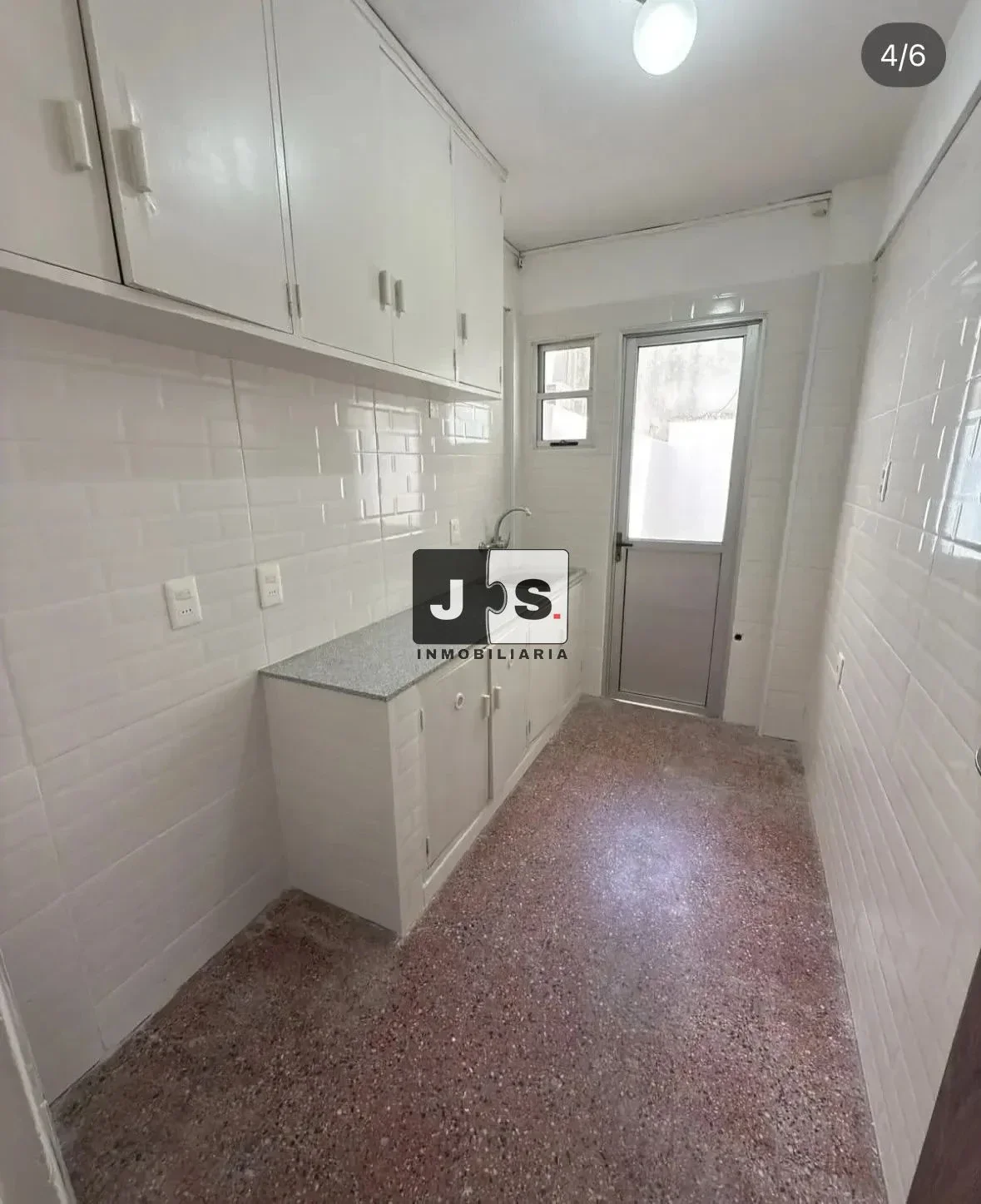 Alquilo Apartamento 1 dormitorio y patio Tres Cruces - Imagen 4