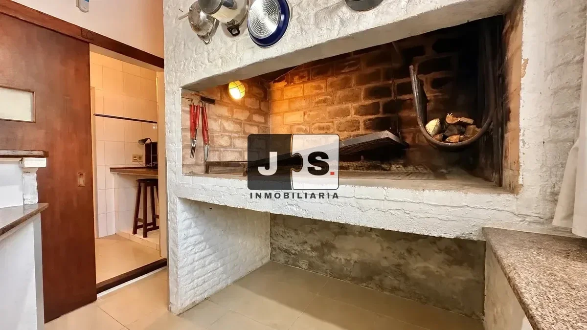 Apartamento en Venta en Parque Batlle, 2 Dormitorios y Parrillero - Imagen 5