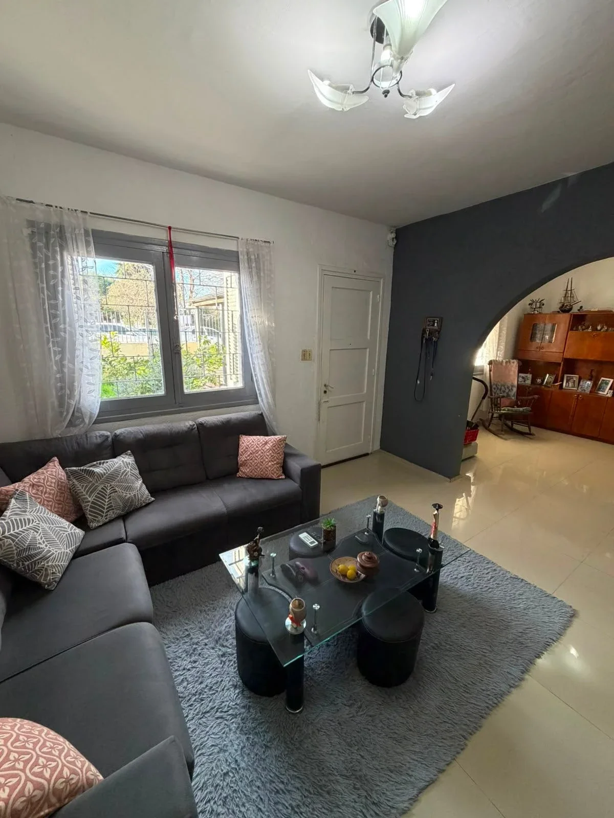 Casa en venta c/ cochera en Jardines Hipódromo - Imagen 3