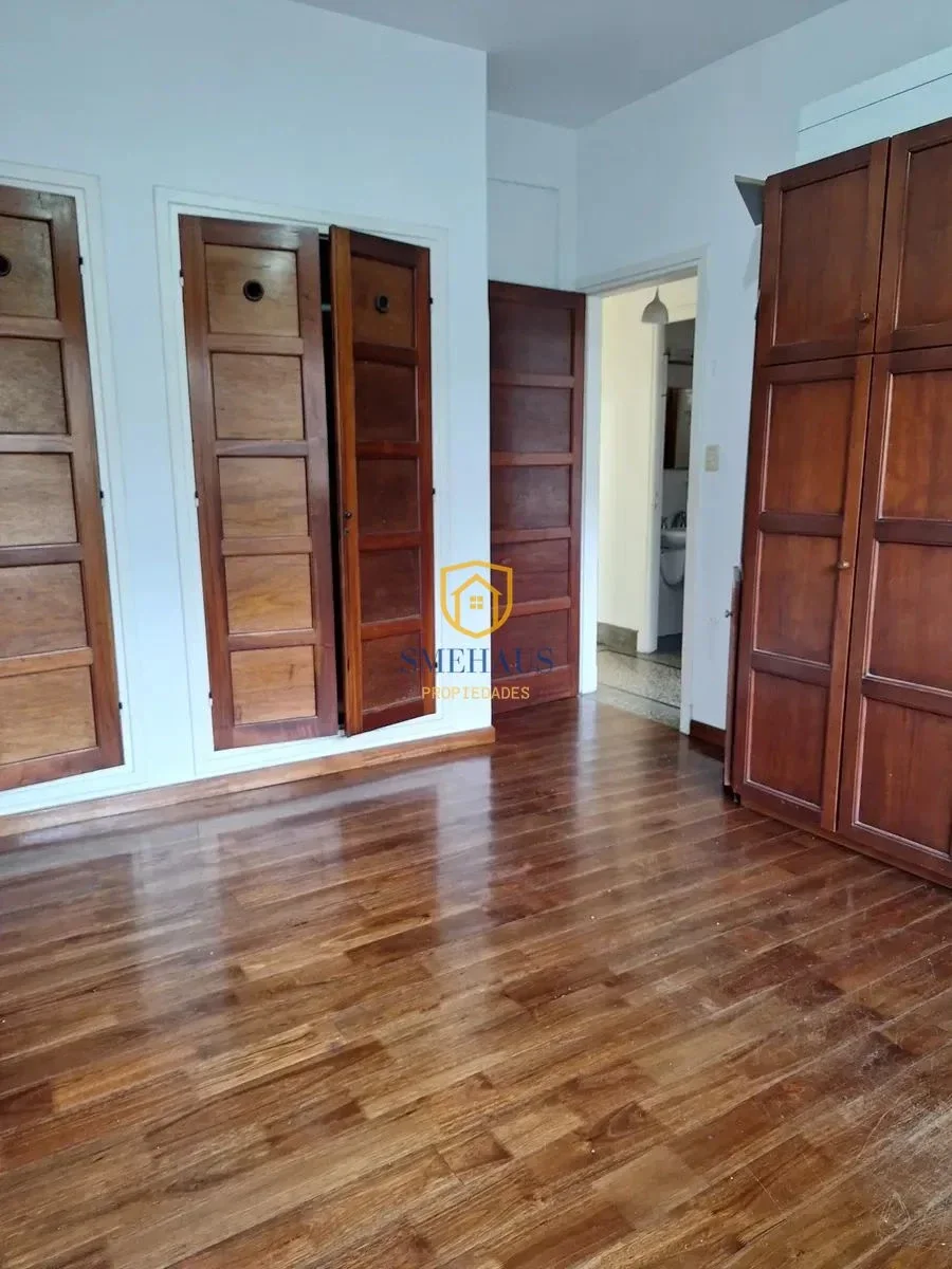 Apartamento en alquiler en Parque Batlle con 2 dormitorios y cochera - Imagen 1