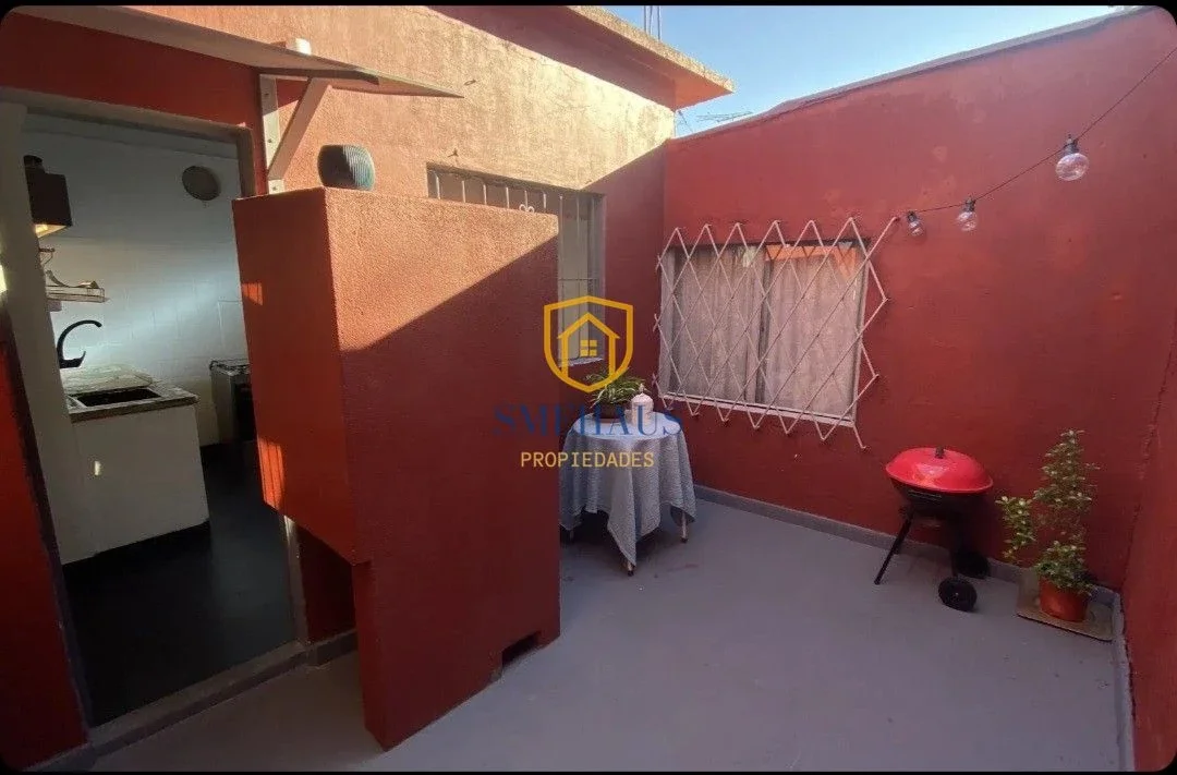 Casa en alquiler en Las Piedras con 2 dormitorios - Imagen 1