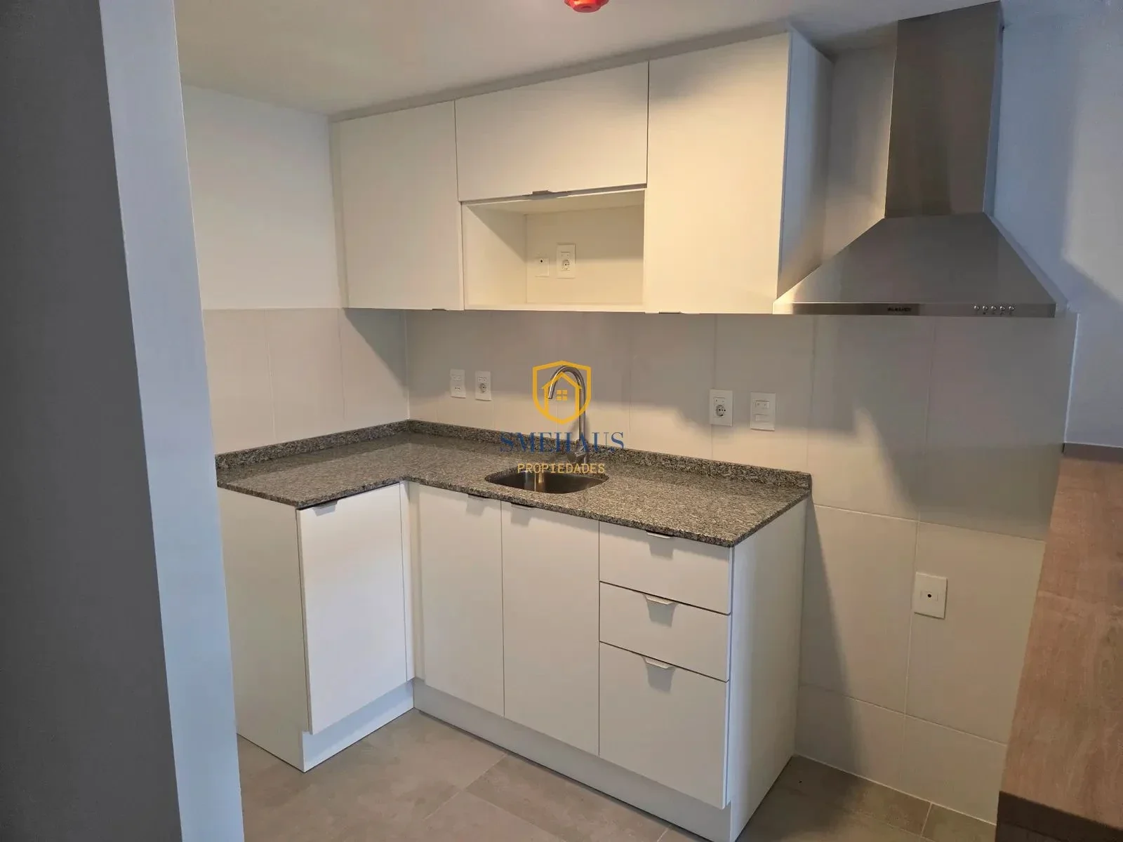 Apartamento en alquiler en Centro de Montevideo con 2 dormitorios - Imagen 4
