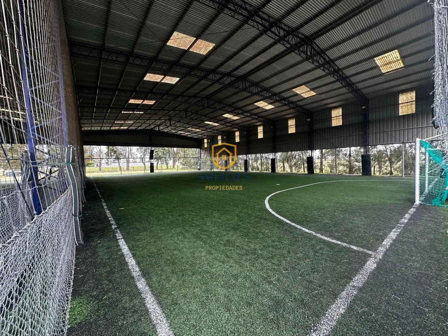 Chacra en venta en Santa Rosa con 6,4 Has, canchas polideportivas ideal inversor - Imagen 4