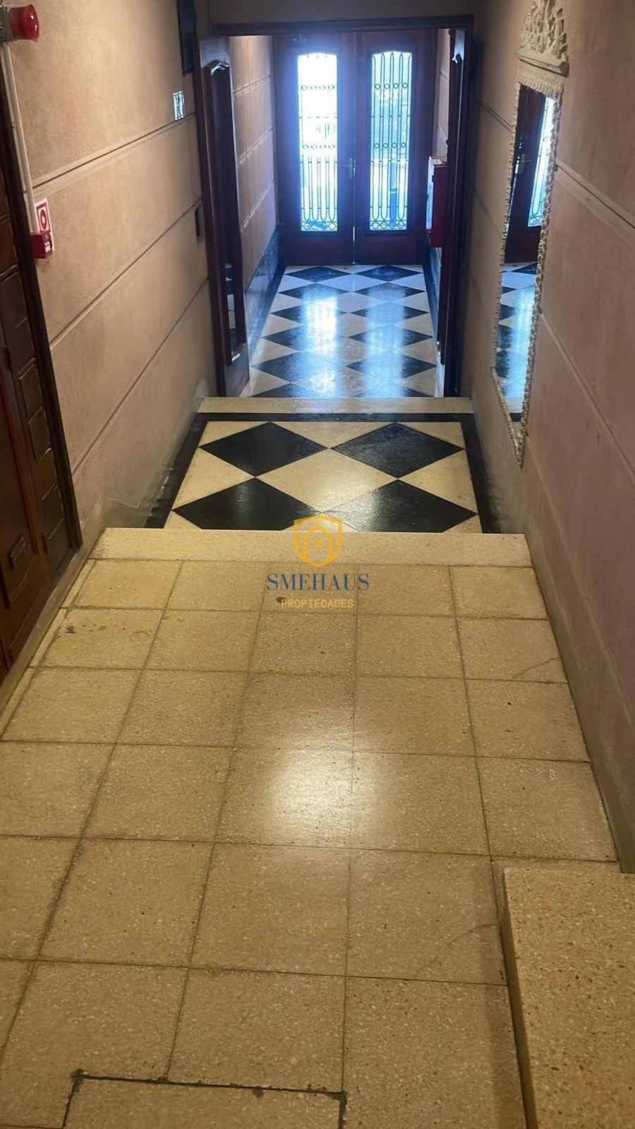 Apartamento en alquiler en Ciudad Vieja con 2 dormitorios - Imagen 1
