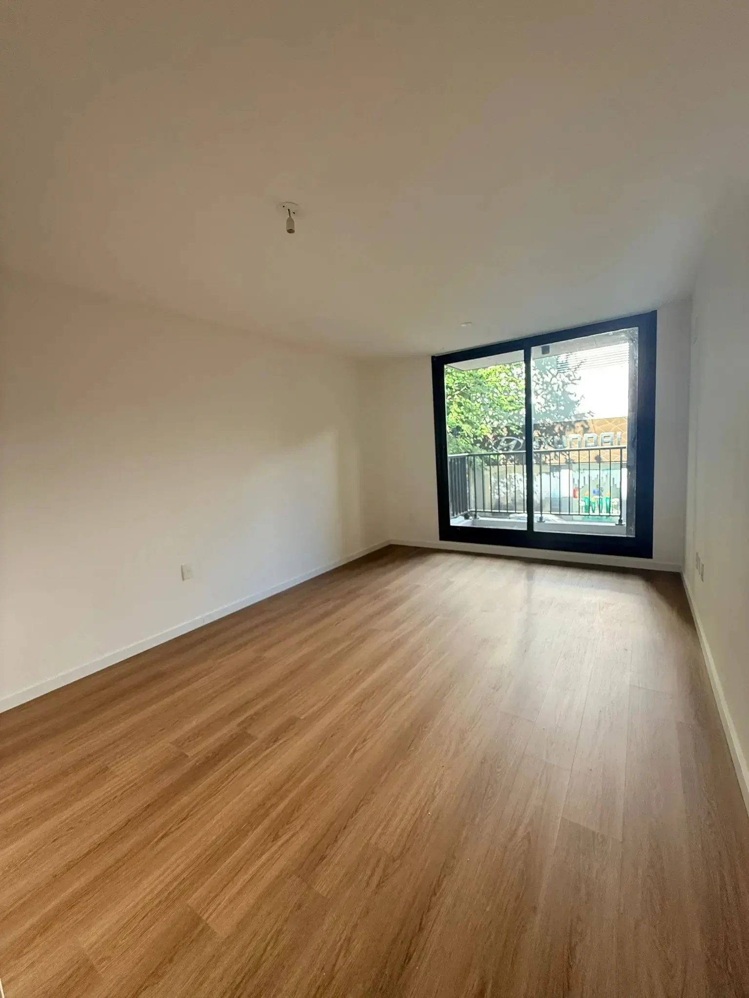 VENTA APARTAMENTO DOS DORMITORIOS EN EL CENTRO - Imagen 3