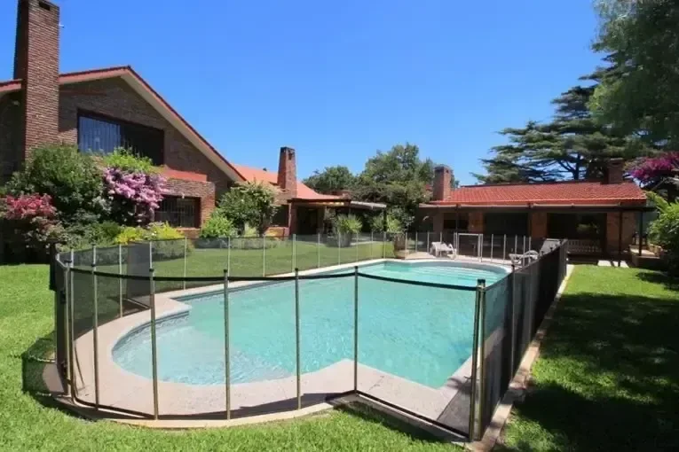 Casa en venta c/ cochera en Carrasco - Imagen 5