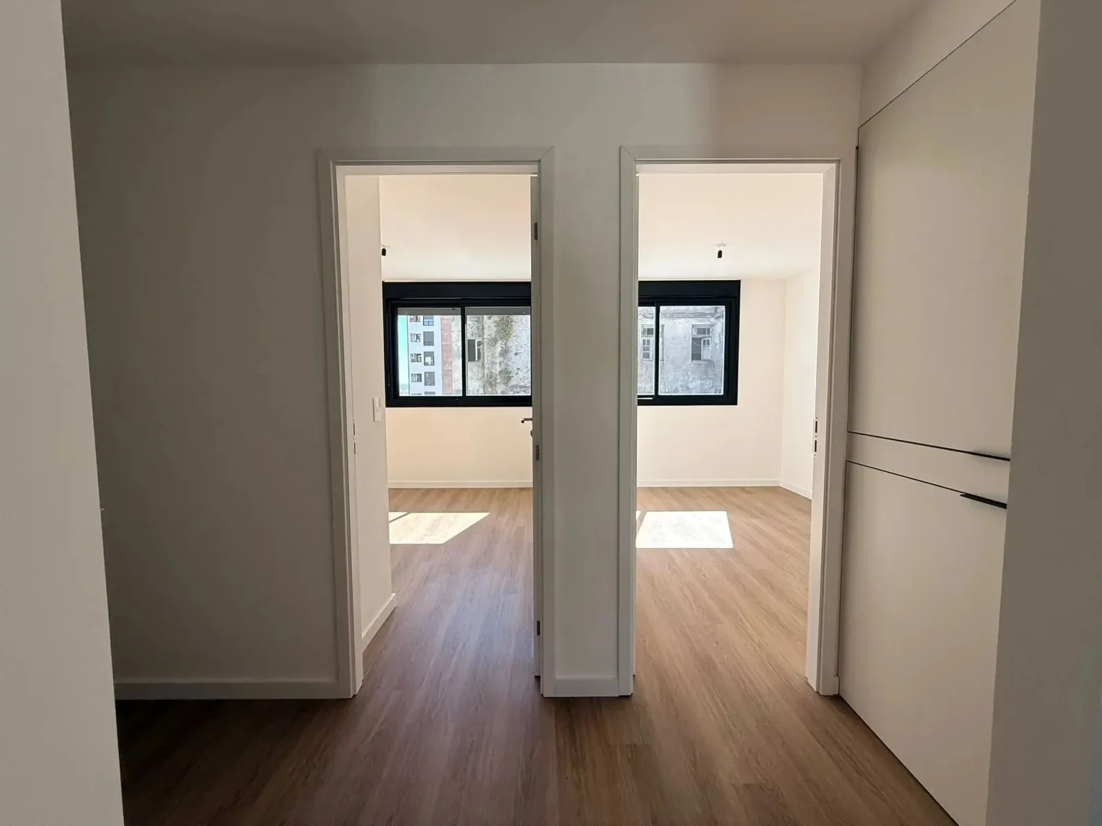 VENTA APARTAMENTO DOS DORMITORIOS EN EL CENTRO - Imagen 2