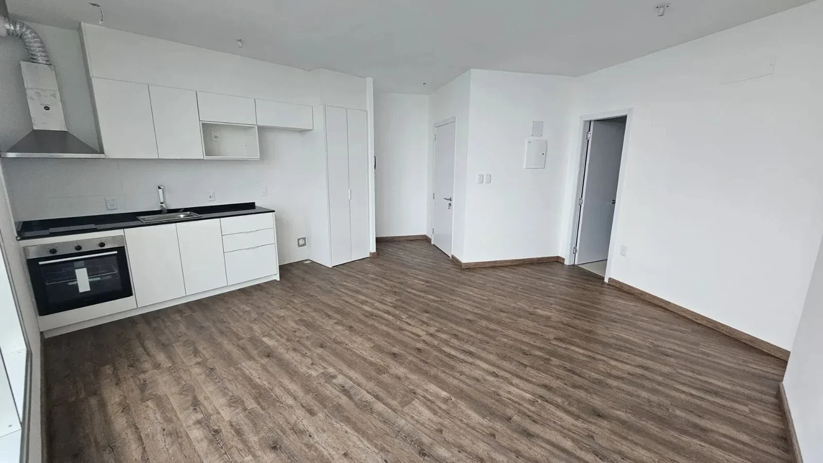 ALQUILER MONOAMBIENTE A ESTRENAR EN CIUDAD VIEJA - Imagen 3