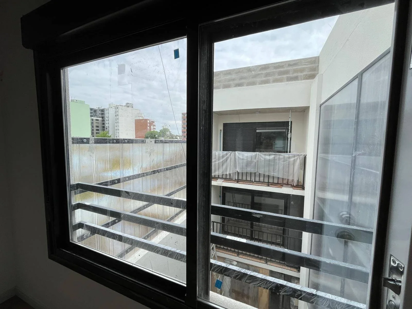 VENTA APARTAMENTO UN DORMITORIO A ESTRENAR, AMPLIA TERRAZA 35m2 - Imagen 5