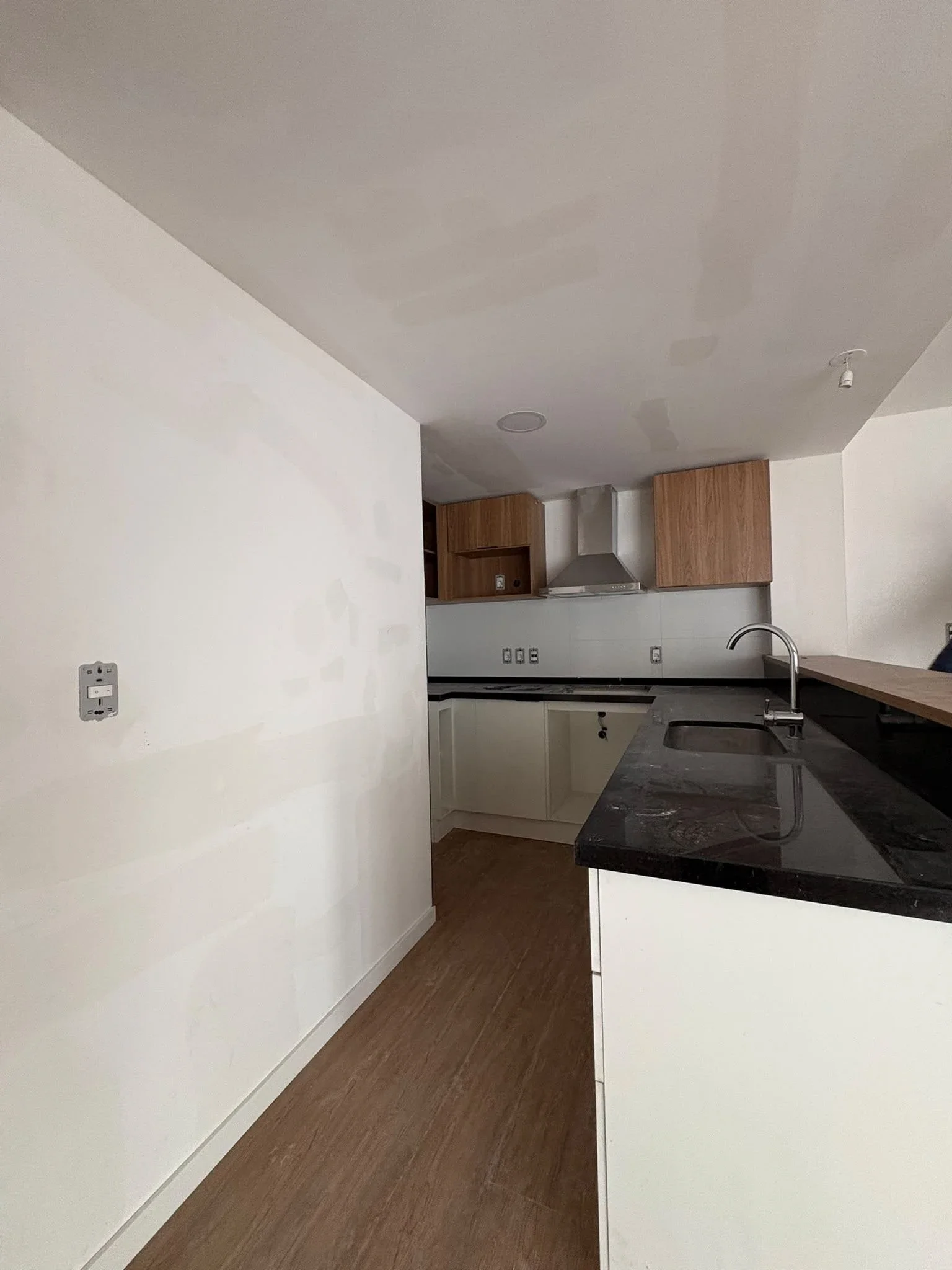 VENTA APARTAMENTO A ESTRENAR 2 DORMITORIOS, BALCÓN EN CORDÓN SUR - Imagen 5
