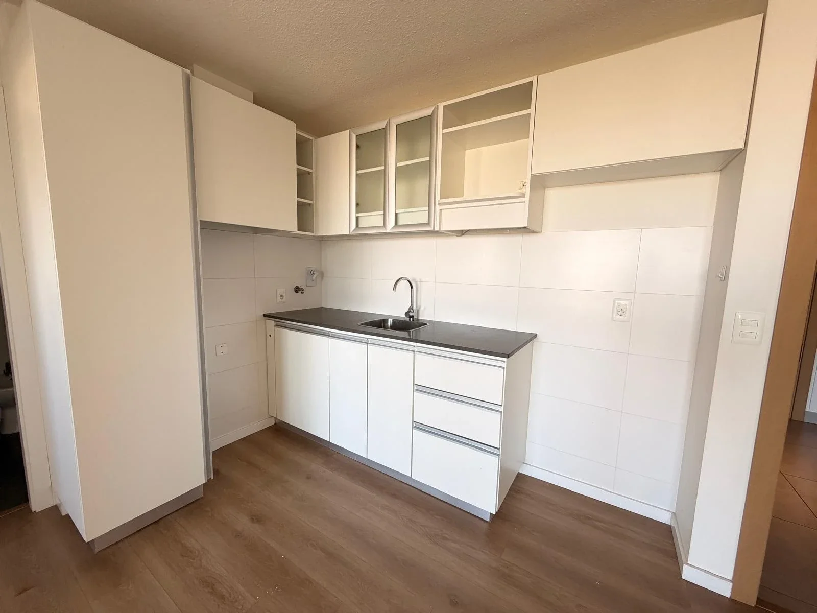 Apto de 1 dormitorio en venta en Malvín – Piso alto con terraza y vista - Imagen 3