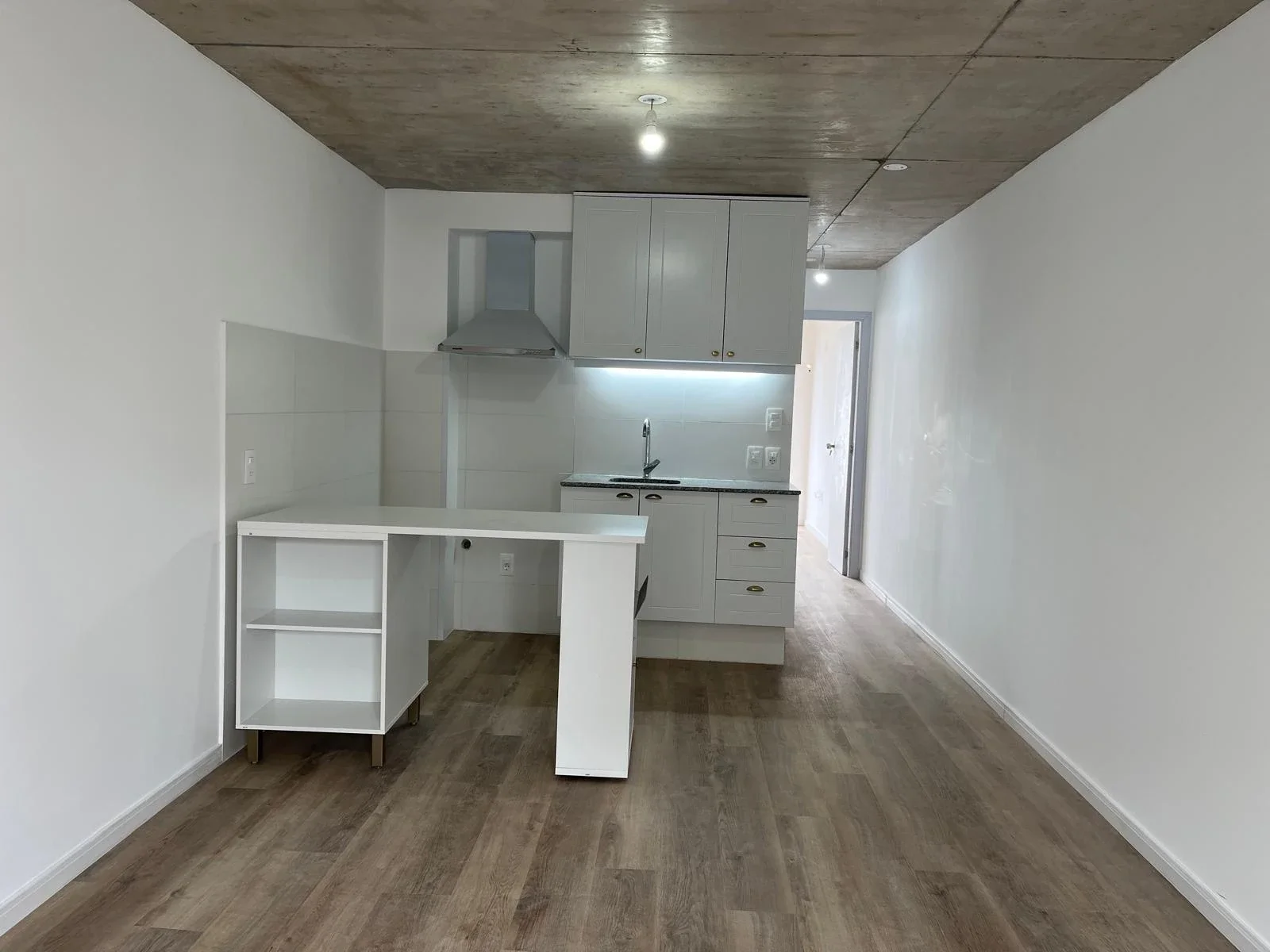 VENTA APARTAMENTO UN DORMITORIO A ESTRENAR, AMPLIA TERRAZA 35m2 - Imagen 3