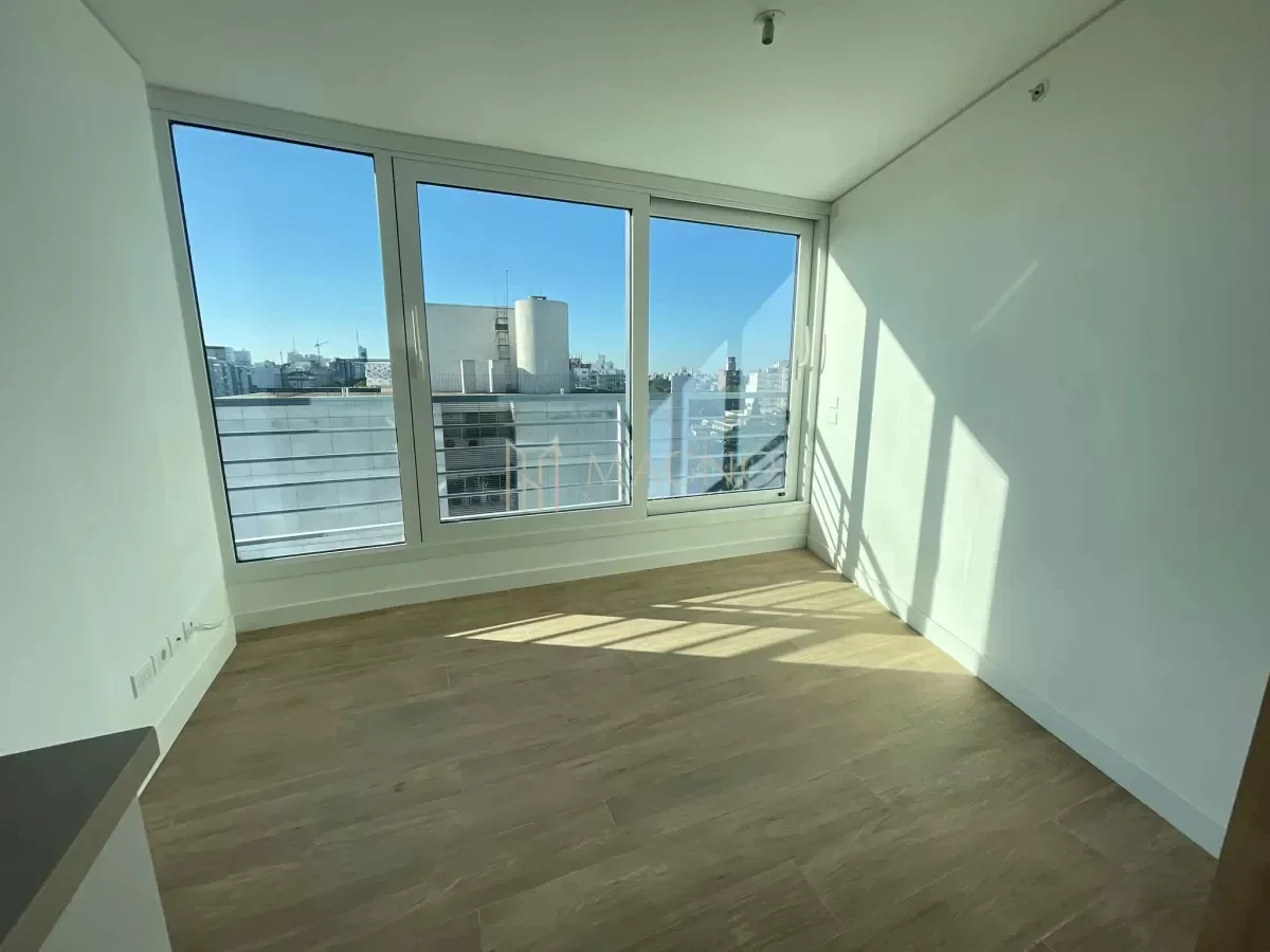 Apartamento En Alquiler En Joy Montevideo Con Piscina - Imagen 4