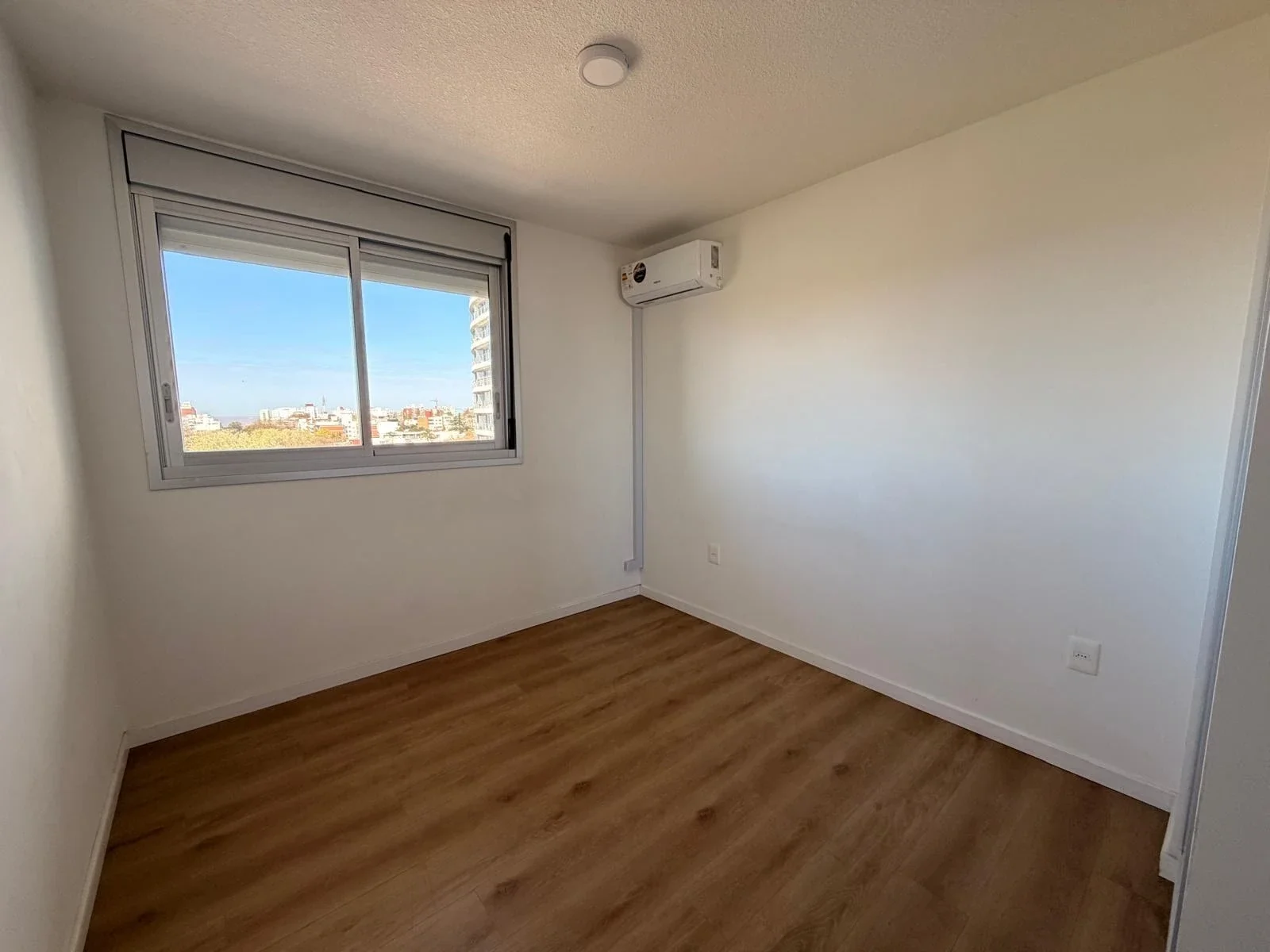 Apto de 1 dormitorio en venta en Malvín – Piso alto con terraza y vista - Imagen 4