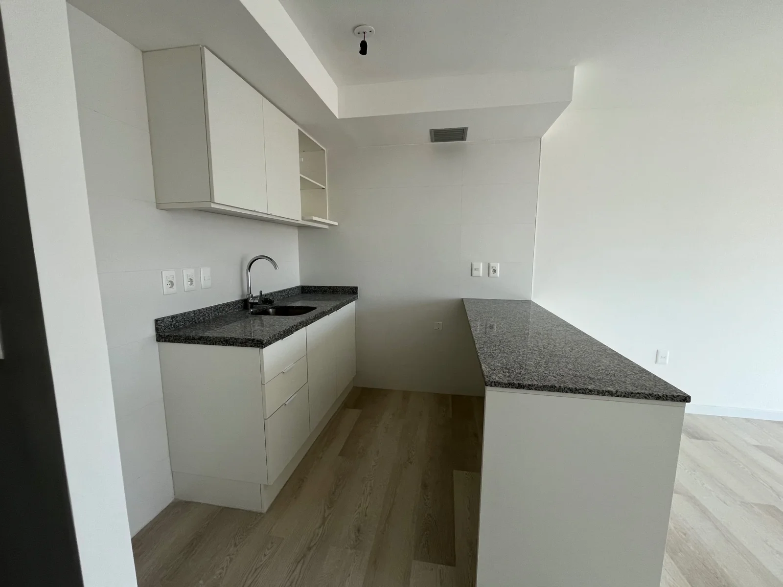 ALQUILER APARTAMENTO UN DORMITORIO A ESTRENAR EN CORDÓN - Imagen 2