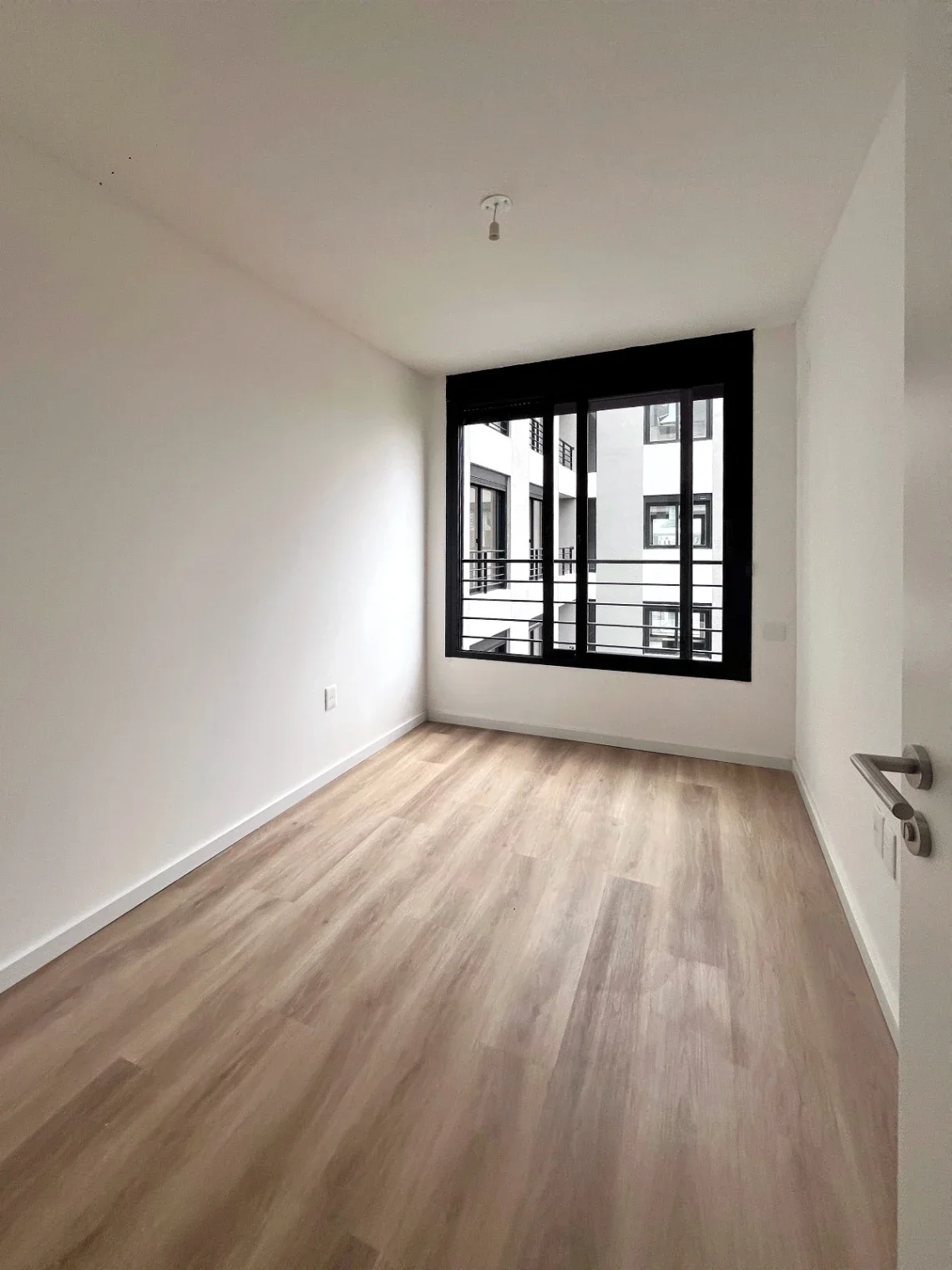 ALQUILER APARTAMENTO UN DORMITORIO - Imagen 2