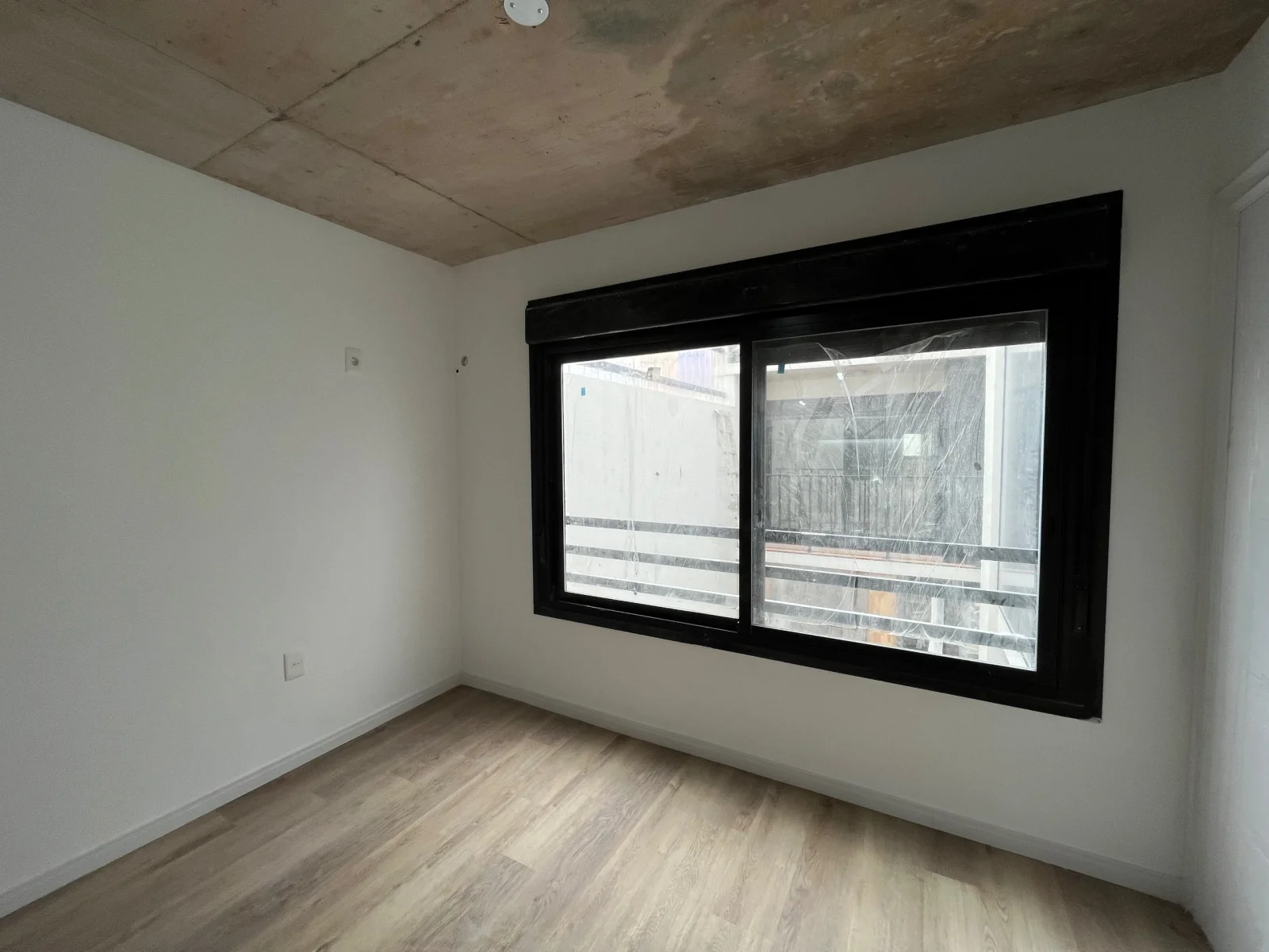 VENTA APARTAMENTO UN DORMITORIO A ESTRENAR, BALCÓN AL FRENTE - Imagen 2