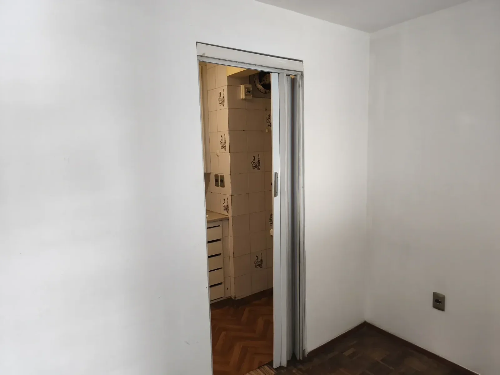 Apartamento en alquiler en Tres Cruces - Imagen 3