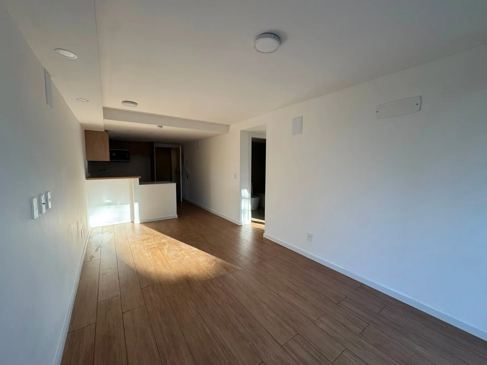 Apartamento de 1 dormitorio a estrenar con amplio balcón al frente Malvín - Imagen 2