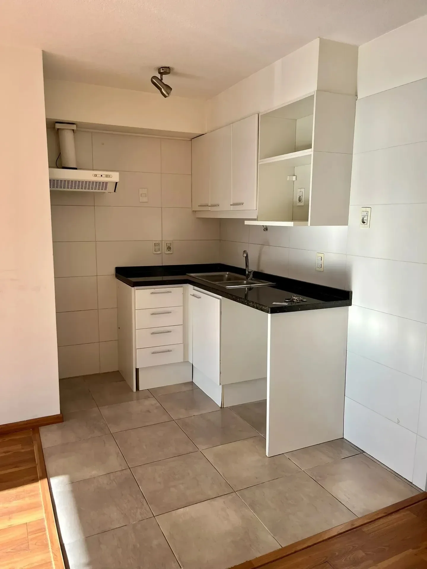 ALQUILER APARTAMENTO UN DORMITORIO EN CORDÓN - Imagen 3