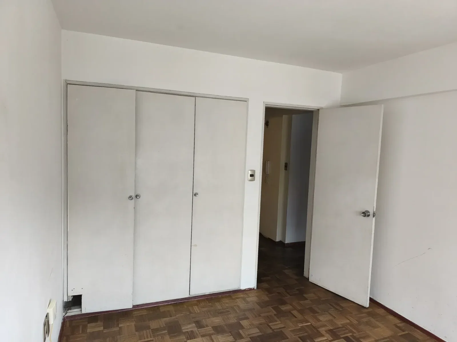Apartamento en alquiler en Tres Cruces - Imagen 4