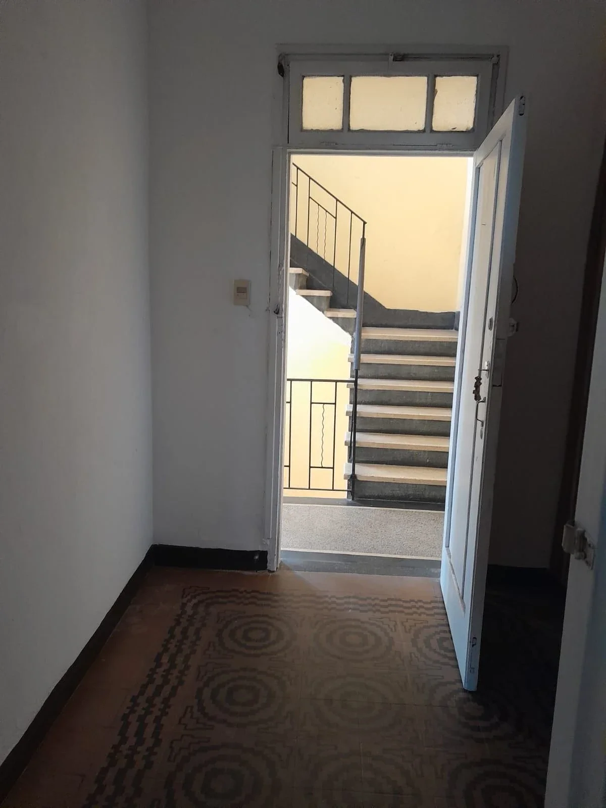 ALQUILER APARTAMENTO UN DORMITORIO GABOTO Y LA PAZ - Imagen 1