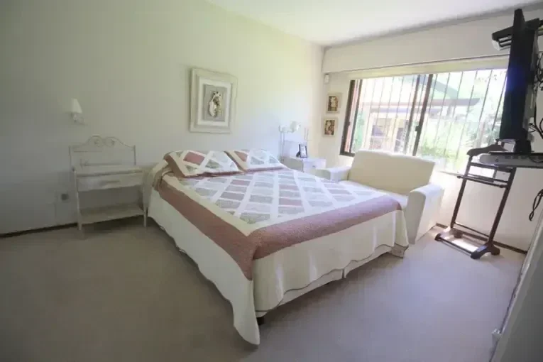 Casa en venta c/ cochera en Carrasco - Imagen 4
