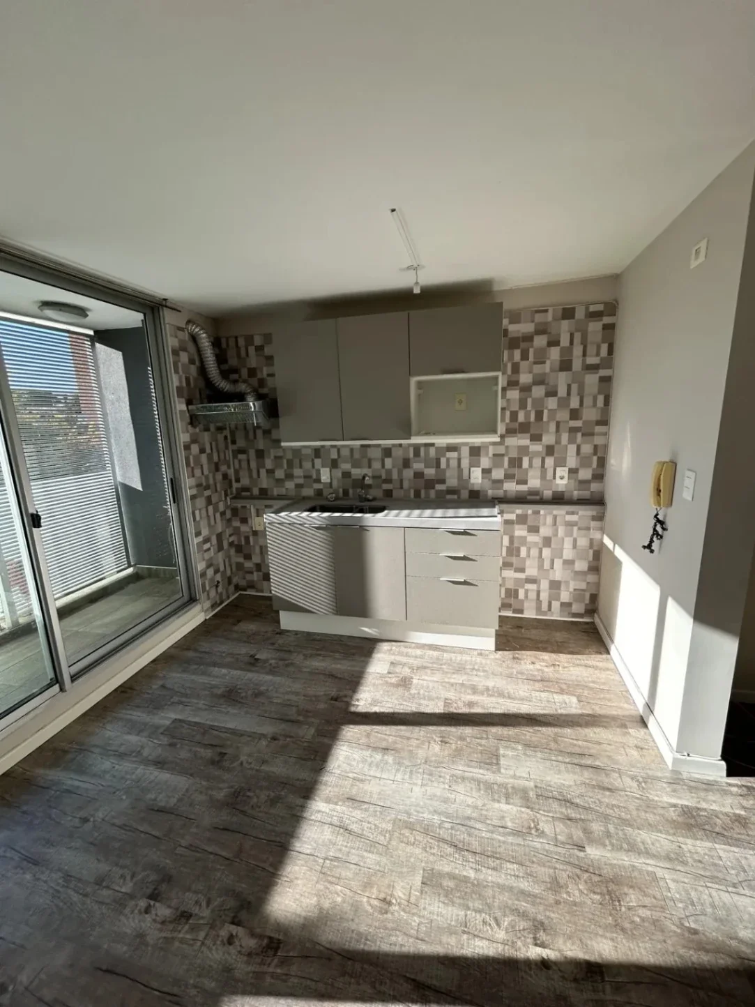 ALQUILER APARTAMENTO DOS DORMITORIOS, GARAJE EN LA BLANQUEADA - Imagen 2