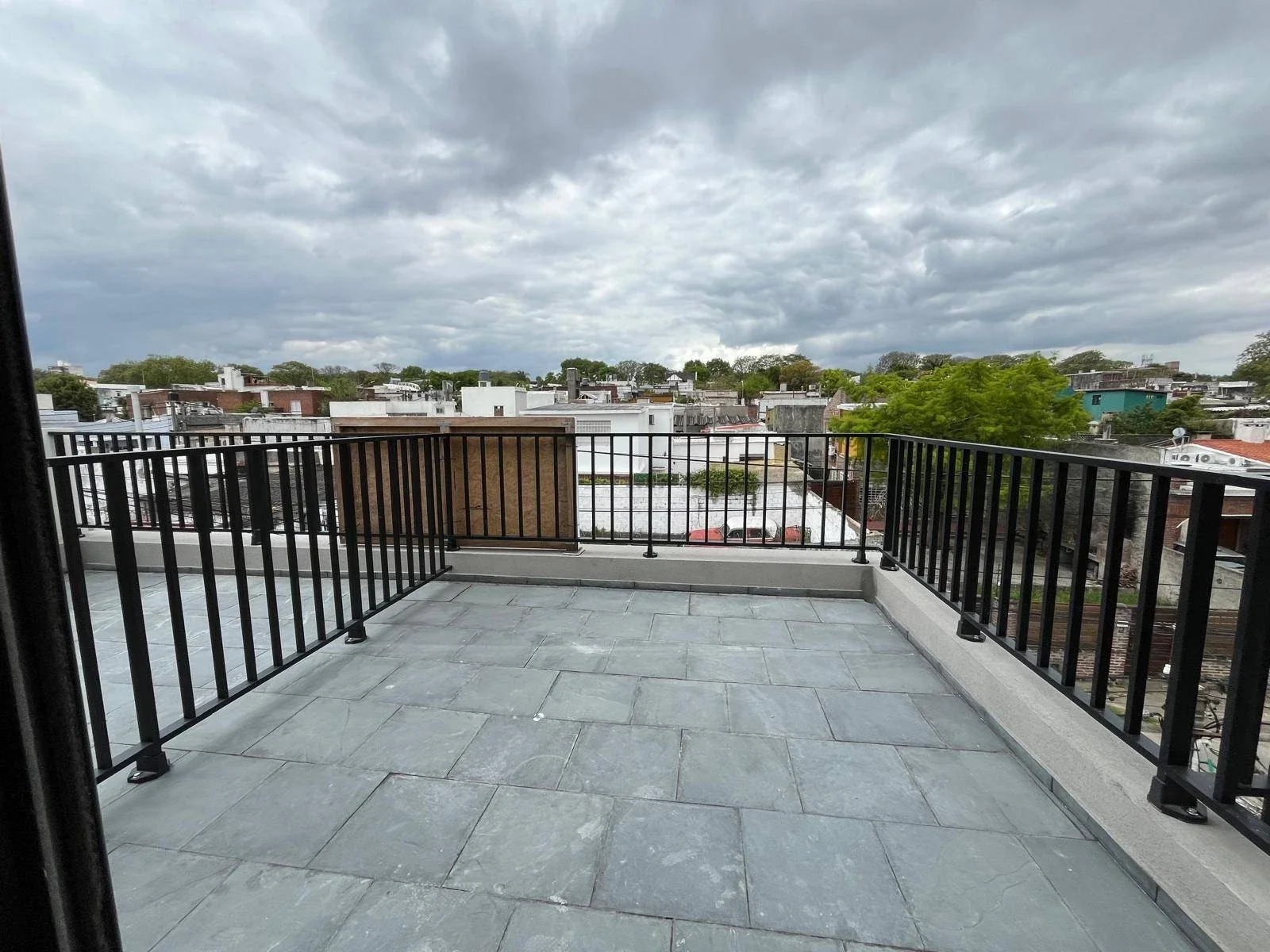 VENTA MONOAMBIENTE, BALCÓN MÁS TERRAZA A ESTRENAR - Imagen 5