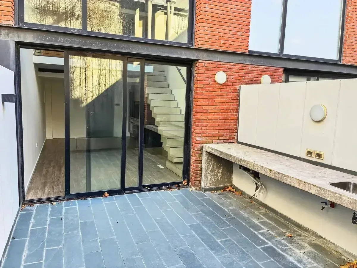 ALQUILER APARTAMENTO UN DORMITORIO TIPO LOFT, PARRILLERO, COCHERA PUNTA CARRETAS - Imagen 3