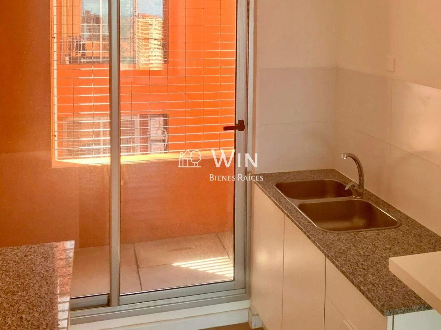 Venta apartamento dos dormitorios Ley Vivienda Promovida terraza Barrio Sur - Imagen 4
