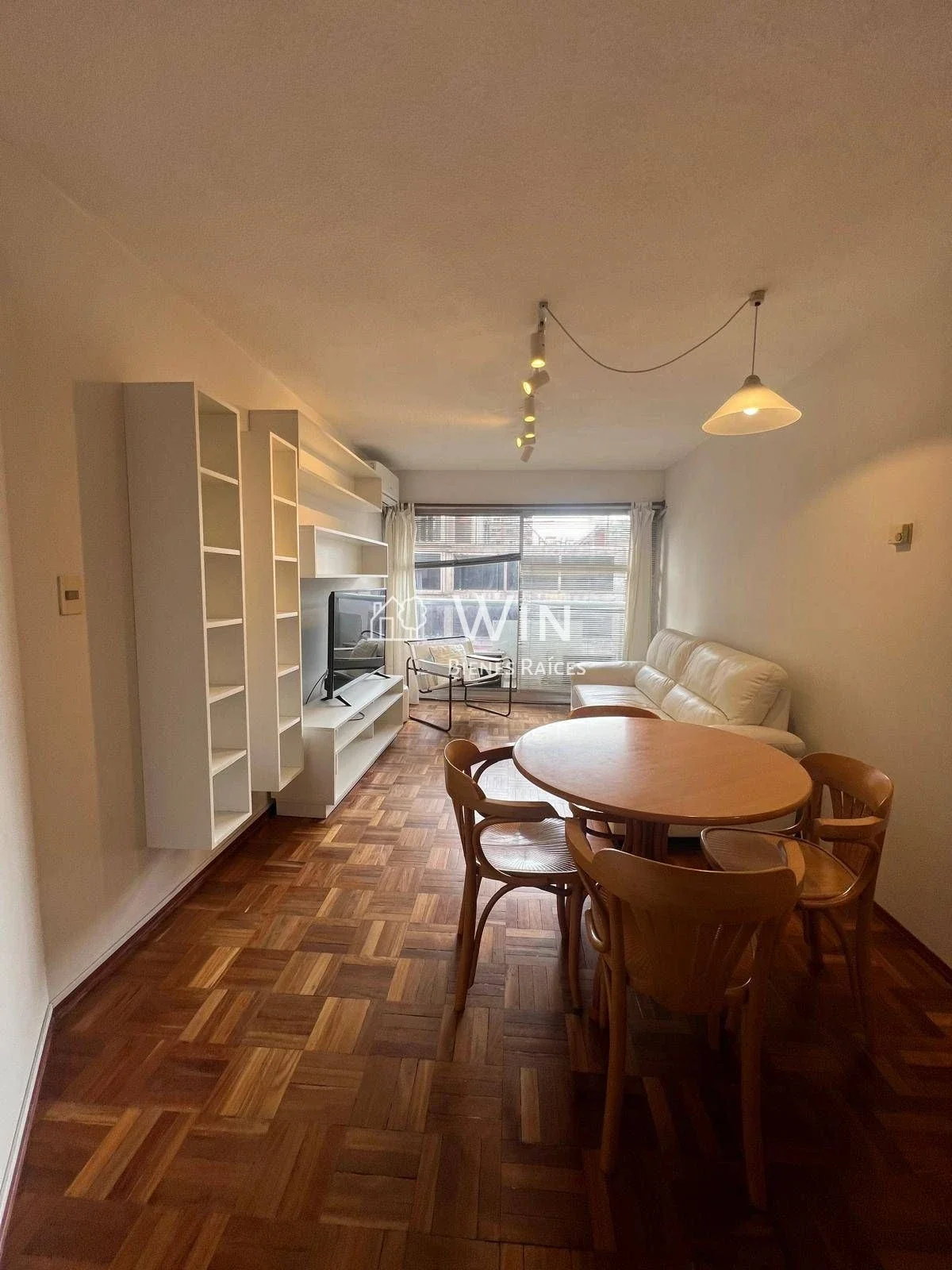 Alquiler Apartamento 1 dormitorio amueblado, garaje grande Punta Carretas Golf - Imagen 5