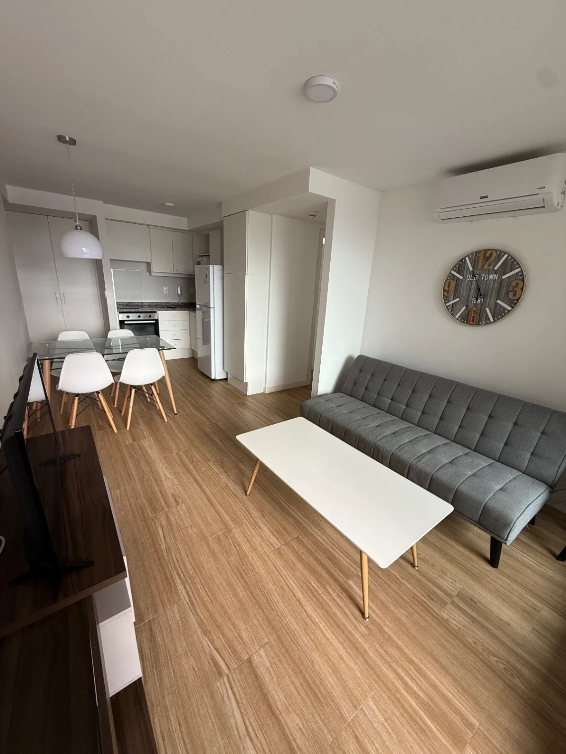 Apartamento en venta c/ cochera en La Pastora - Imagen 2