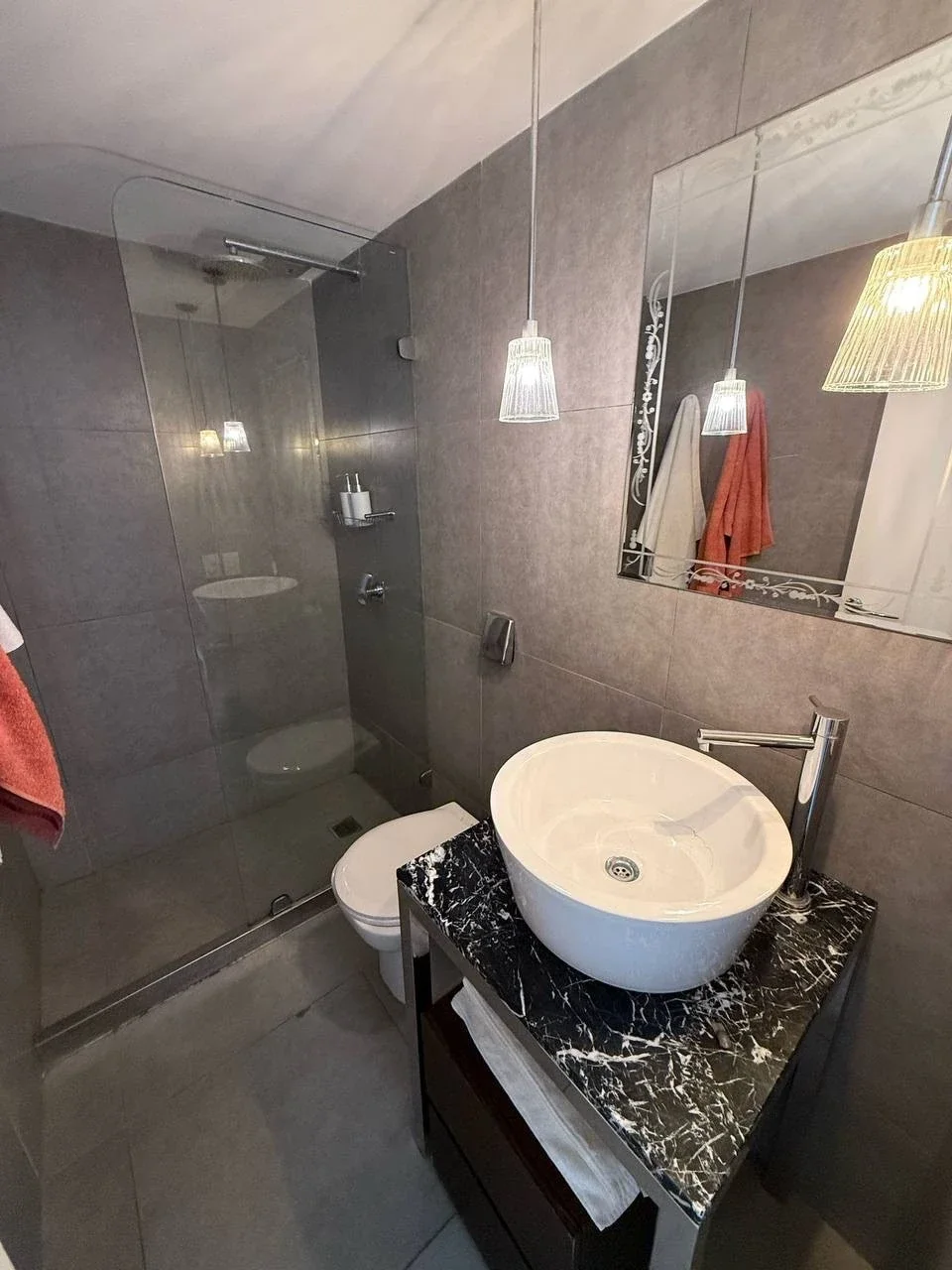 Apartamento en alquiler c/ cochera en Punta Shopping - Imagen 4