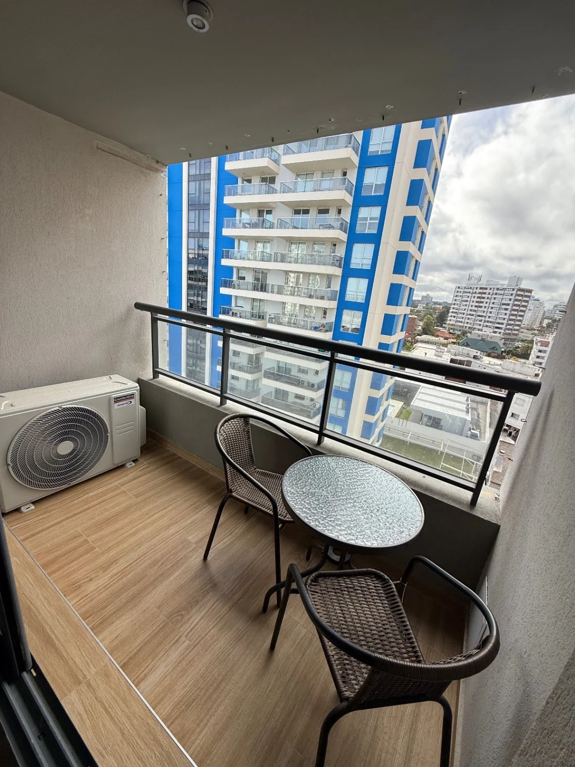 Apartamento en venta c/ cochera en La Pastora - Imagen 3