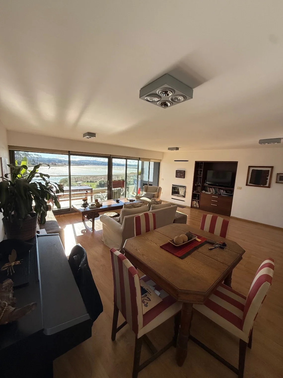 Apto en venta 2 dormitorios 2 baños. Terraza de la laguna - Imagen 2