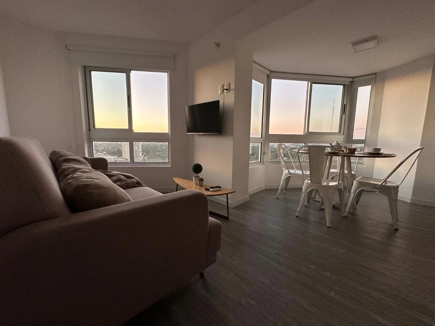 Apartamento en venta c/ cochera en Roosevelt - Imagen 2
