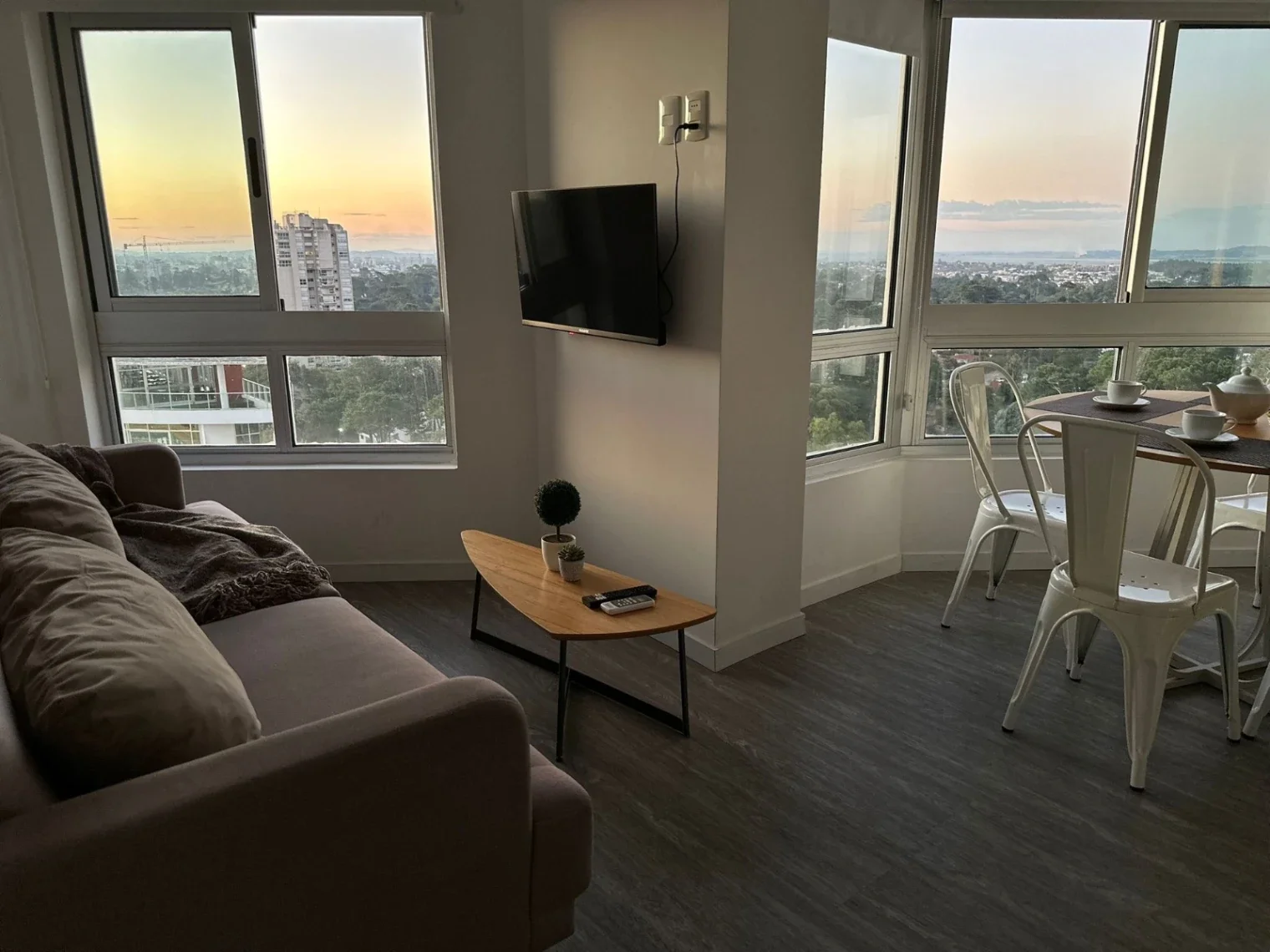 Apartamento en venta c/ cochera en Roosevelt - Imagen 3