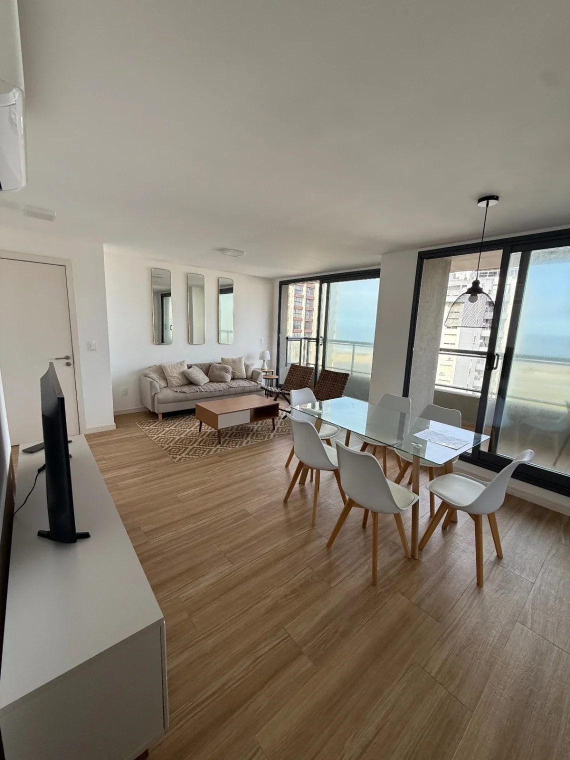 Apto en venta 2 dormitorios 2 baños. Vista al mar y cochera. La pastora - Imagen 4