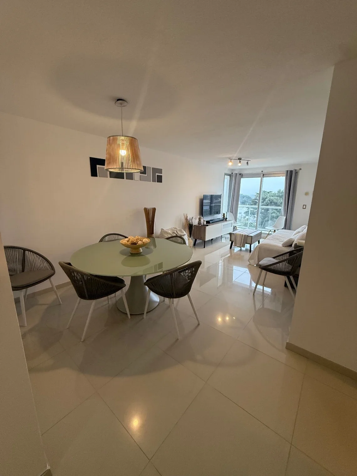 Apartamento en alquiler c/ cochera en Roosevelt - Imagen 1