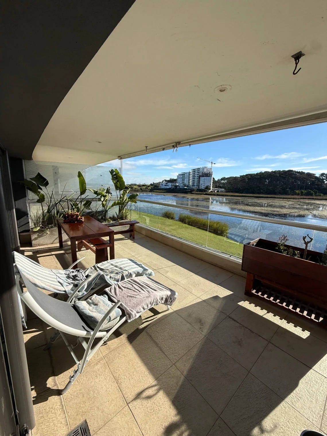 Apto en venta 2 dormitorios 2 baños. Terraza de la laguna - Imagen 4
