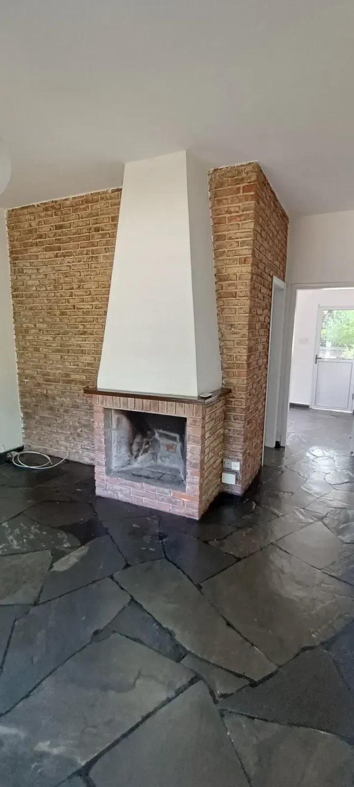 Alquiler Casa 2 Dormitorios 1 baño, Carrasco Norte con cochera - Imagen 5