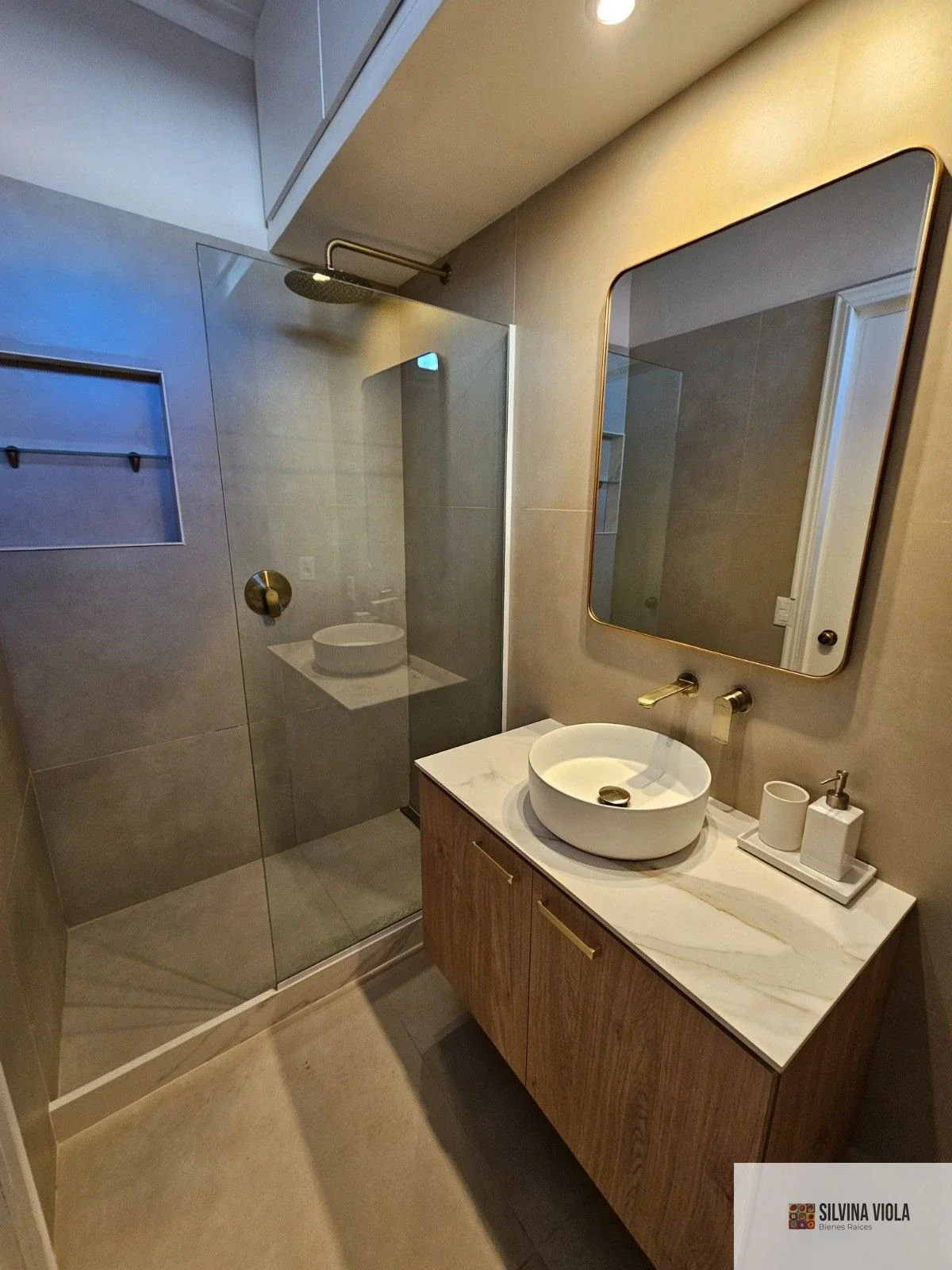 Apartamento en alquiler c/ cochera en Península - Imagen 3