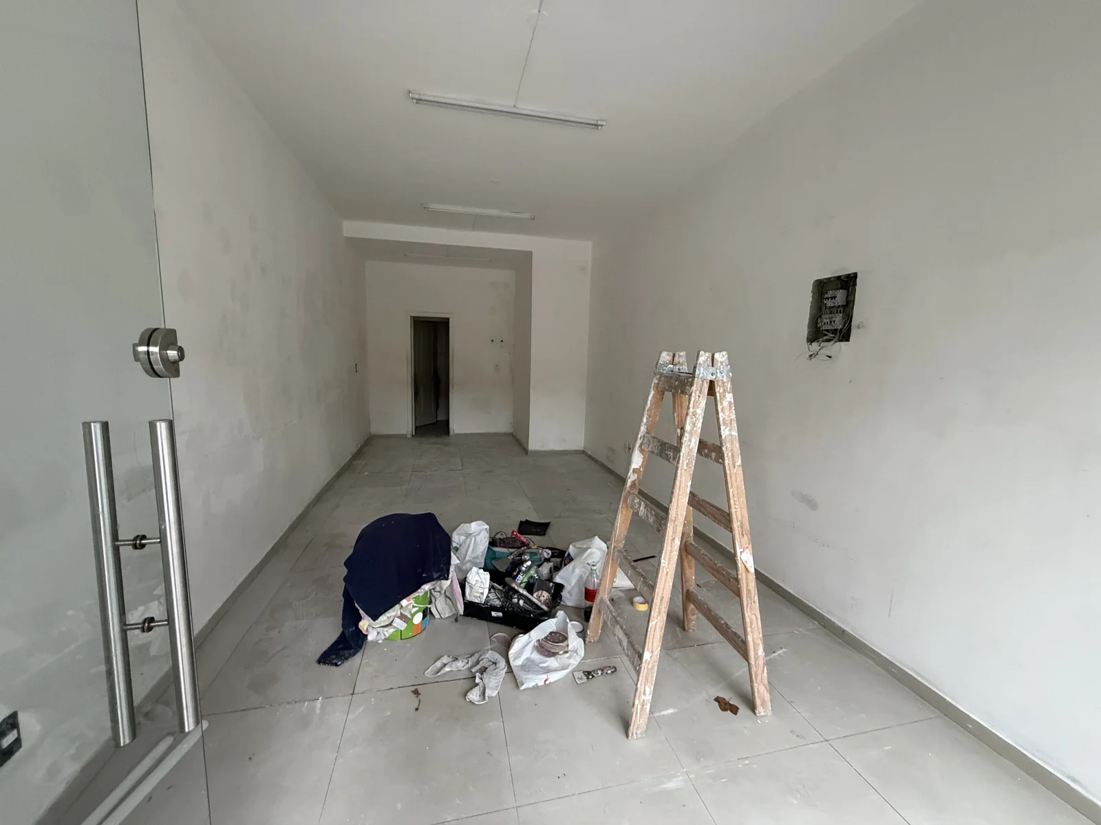Local Comercial en alquiler ubicado en Pocitos - Imagen 3