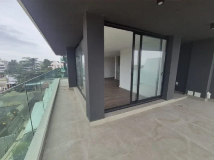 Alquiler de apartamento en Parque Miramar - Imagen 3