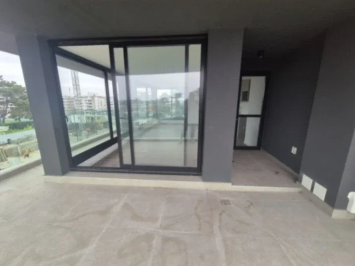 Alquiler de apartamento en Parque Miramar - Imagen 5