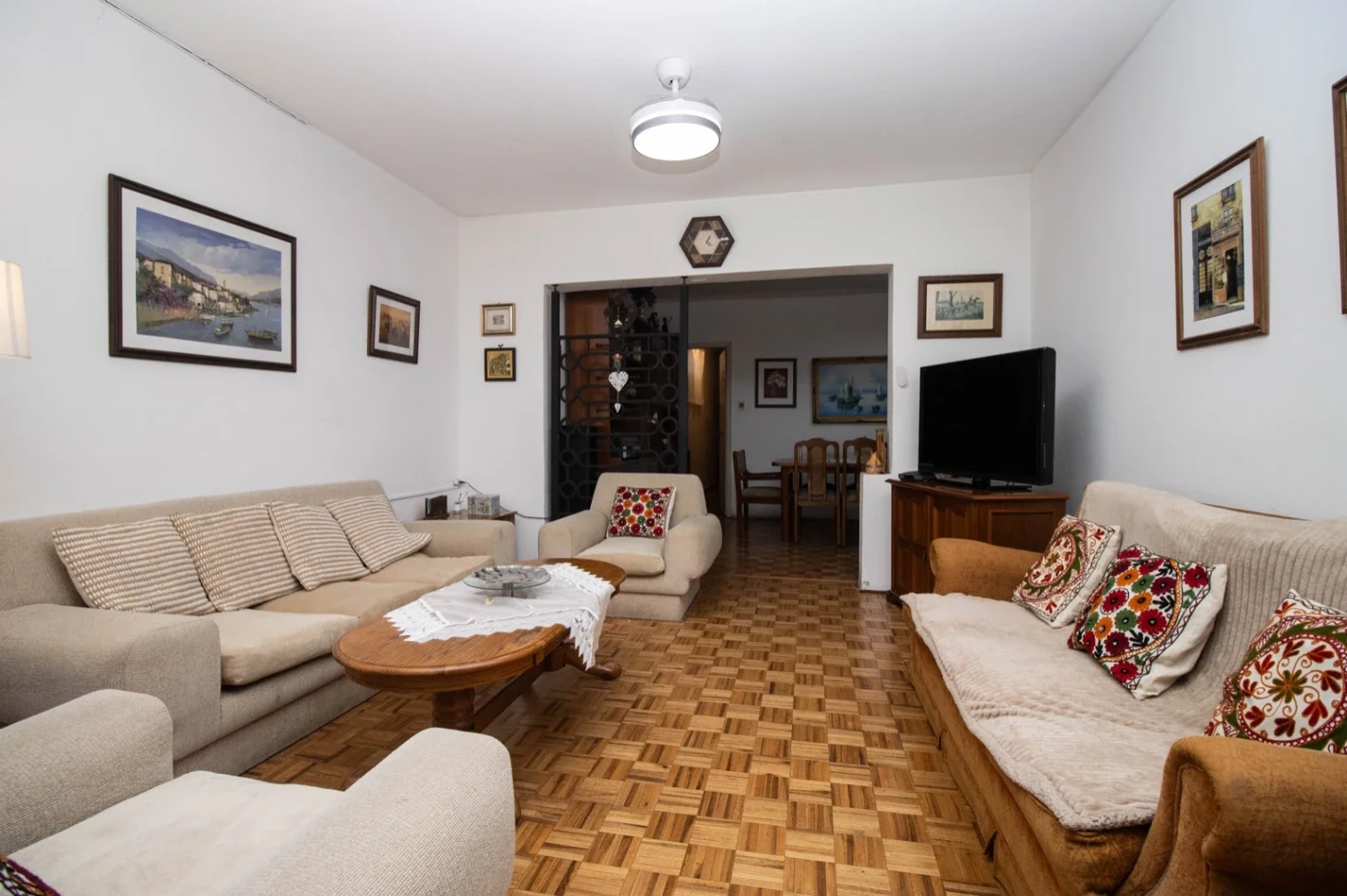 Venta casa en Punta Gorda 3 Dormitorios con Patio y Garaje - Imagen 2