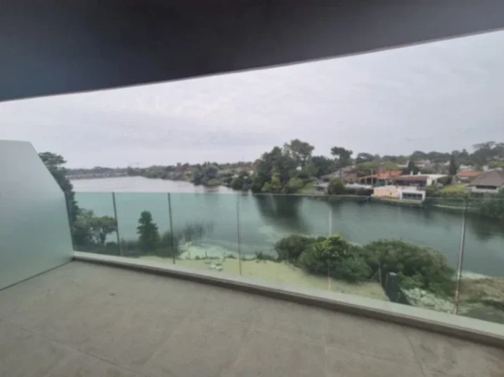 Alquiler de apartamento en Parque Miramar - Imagen 1